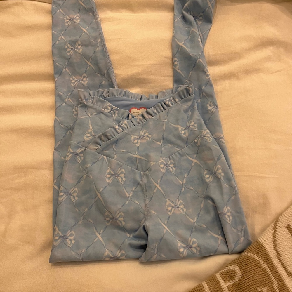 LOVE SHACK FANCY x BEACH RIOT bow leggings